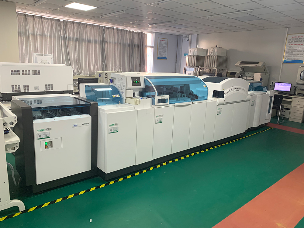 全自動生化免疫分析儀